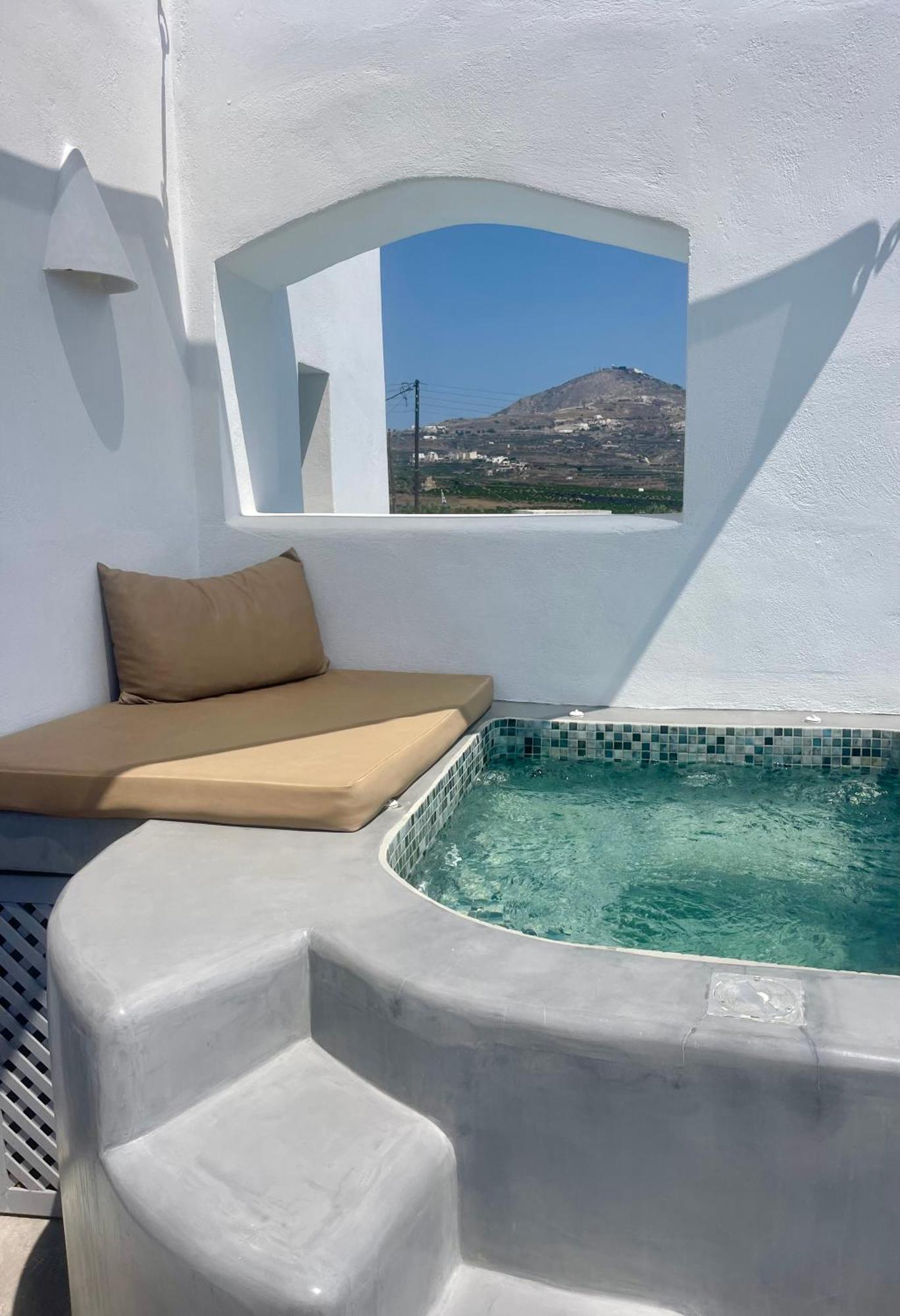 White Harmony Suites Megalochori  Bagian luar foto
